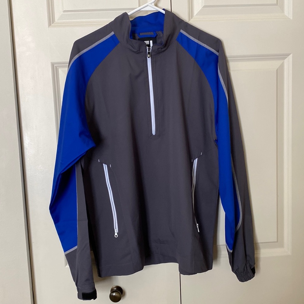 NWOT FootJoy golf quarter zip, size S.